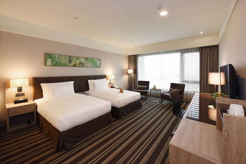 Fullon Hotel Taoyuan Airport Access Mrt A8 Guishan Quarto foto Deluxe Room